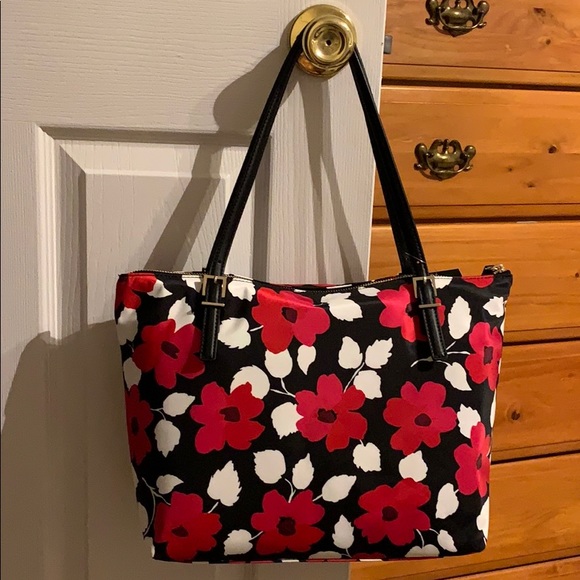 Kate Spade - Picture 2 of 3